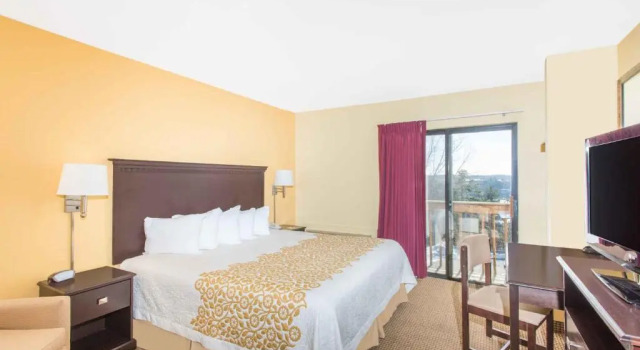 Номер Standard Days Inn Colchester/Burlington