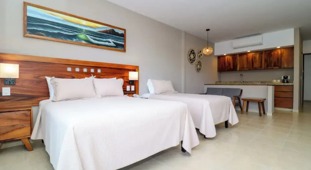 Полулюкс River Park Hotel