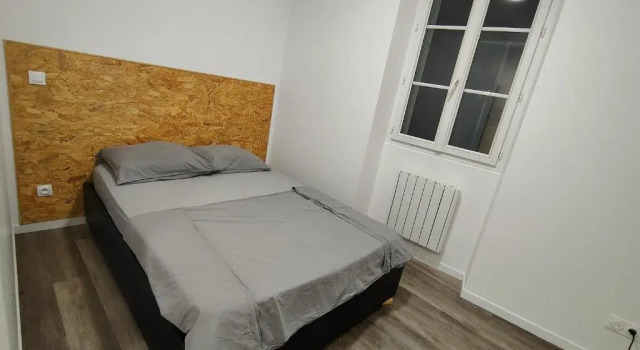 Les Lofts De Provins: Apt 4