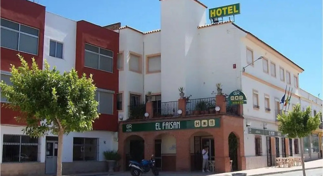 El Faisan C&R Hotel, Забронировать Отель Аркос-де-ла-Фронтера 