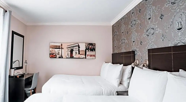 Четырёхместный номер Economy Hotel de Paris