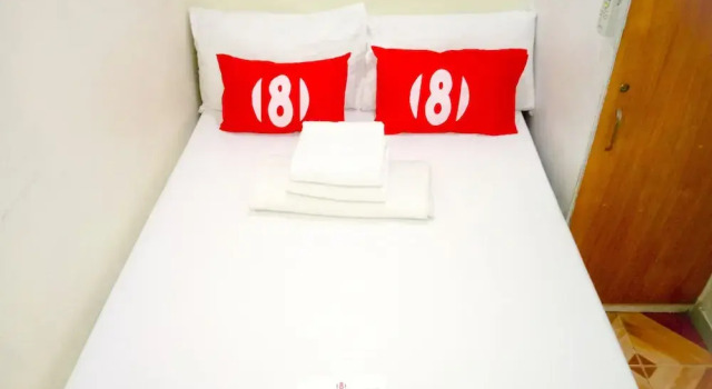 Номер Economy 8 Hostel at Quiapo