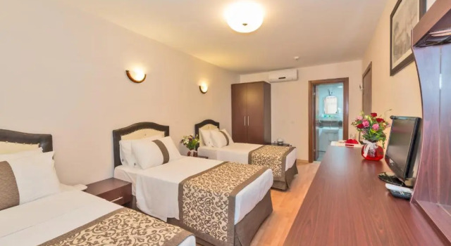 Трёхместный номер Standard Taxim Hotel Marin