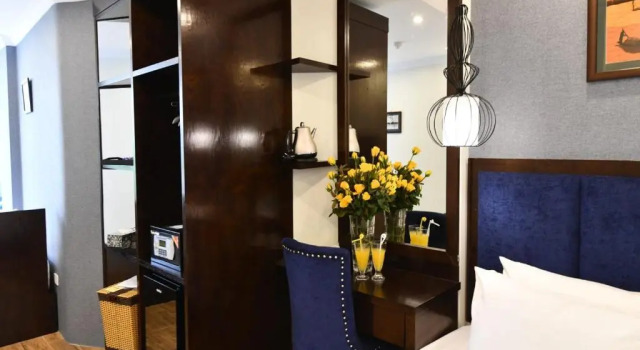 Трёхместный номер Standard с видом на город Bella Rosa Trendy Hotel & Spa