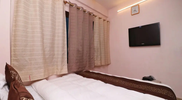 OYO 14125 Home Hill View 2BHK Clock Tower, Rezervovat Hotel Mussoorie Uttarakhand