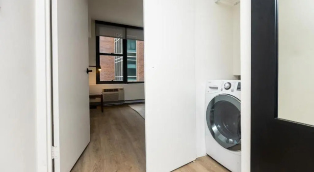 21 East - Chic DT Apts with Rooftop by Zencity, Забронировать Отель Отели Чикаго с бассейном, рядом с Клуб искусств Чикаго, Бассейн