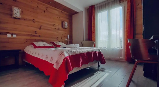 Hotel Bel Angle, Varaa Hotelli Les Angles Pyrénées-Orientales