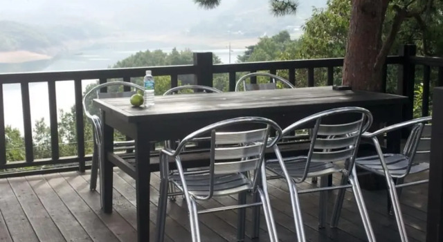 Gangneung Jeongmyeongsu Pension, Boek Hotel Hotels in Gangwon-Do met parkeren, Parkeren
