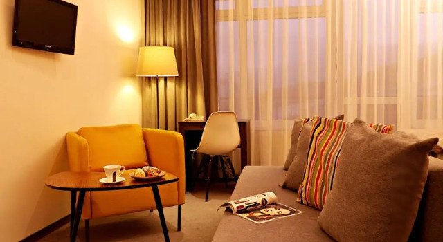 Полулюкс Hotel Srebrna Góra