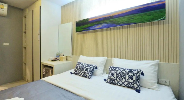 Люкс De Lux Bangkok Hotel