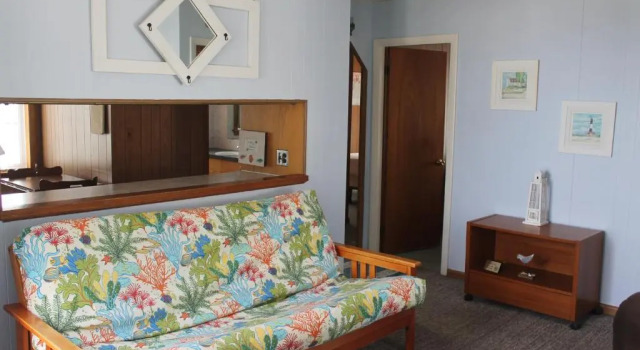Апартаменты с 2 комнатами с частичным видом на океан Moontide Motel, Apartments, and Cabins