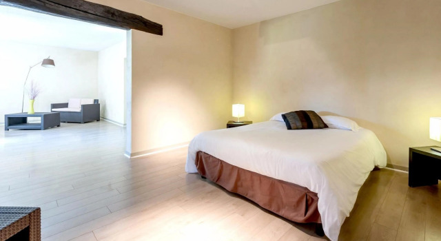 Logis Hotel-Restaurant Saint Romain, Prenota Hotel Anse Beaujolais