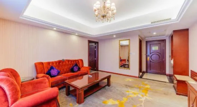 Люкс Deluxe Vienna Hotel Foshan Huangqi