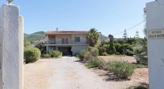 Апартаменты Sunset Beach House