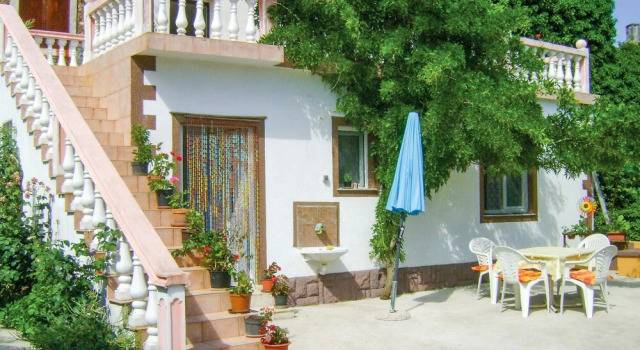 Awesome Apartment in Rakalj With 1 Bedrooms and Wifi, Rezerwuj Apartament Rakalj Istria