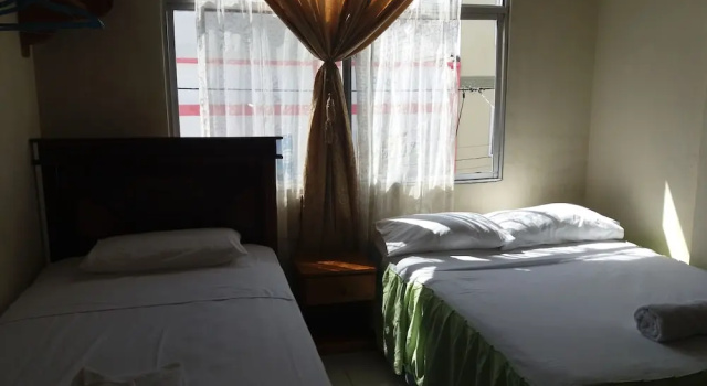 Трёхместный номер Standard c 1 комнатой Hostal Miconia