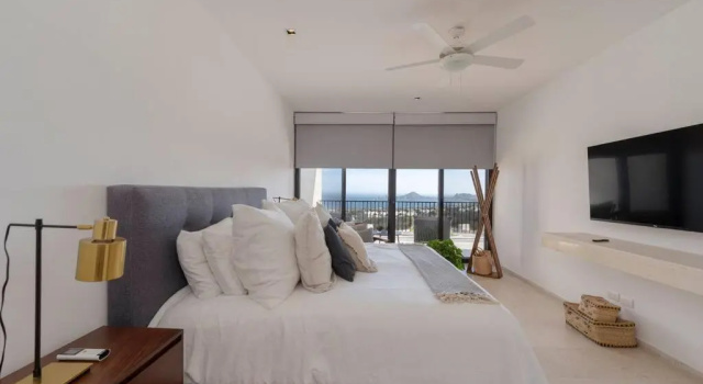 Brand new listing 2 BD with the best view in Cabo Solaria E 302, Забронировать Отель Отели Южной Нижней Калифорнии с парковкой, Парковка