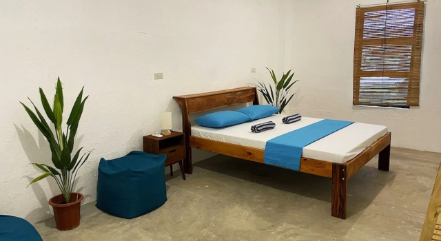 Sunlit Hostel, Reservar Albergue Hotéis em Catagnan com estacionamento, Estacionamento