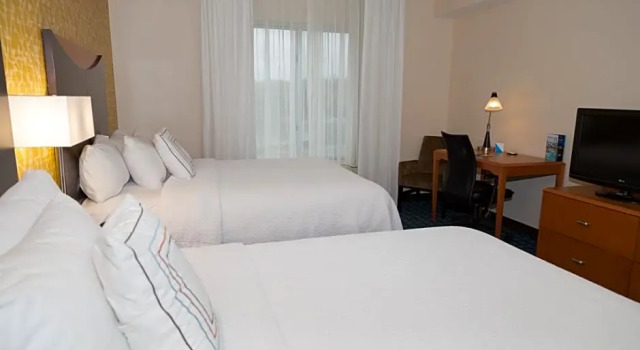 Четырёхместный номер Standard Fairfield Inn by Marriott Morgantown