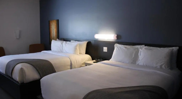 Четырёхместный номер Standard Le Dauphin St-Hyacinthe