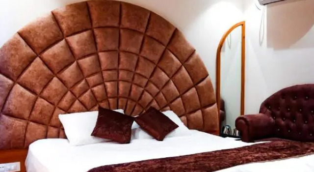 Hotel Joylife- Chotu Ram Chowk Rohtak Haryana, Забронировать Отель Рохтак штат Харьяна