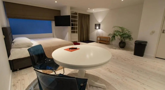 TamTam Studio, Rezervasyon Otel Rotterdam Zuid-Holland, Chabot Museum yakınında