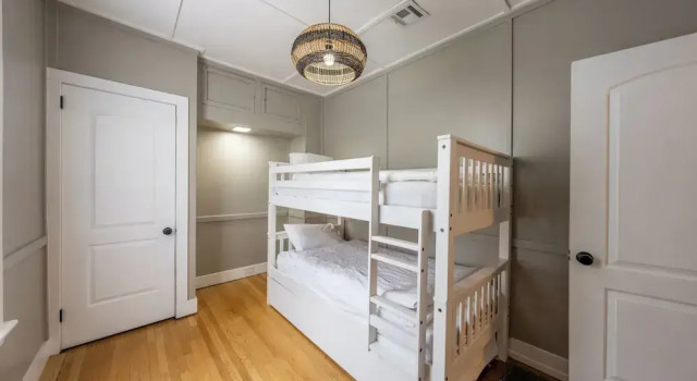 Casa Francesca 6BR Villa & Heated Pool, Buchen Sie Villa Roselle New Jersey