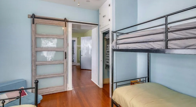 A Bended Oak Bungalow by Ryson Vacation Rentals