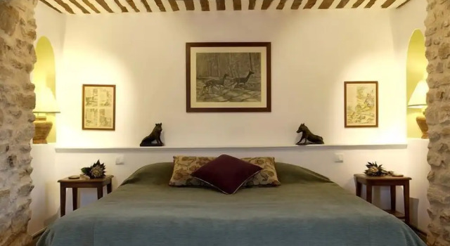 La Verrière, Prenota Bed & breakfast Crestet Valchiusa