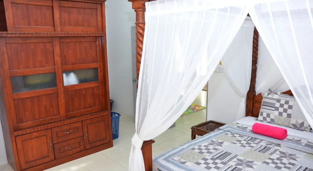 Nur Banglo Homestay Port Dickson