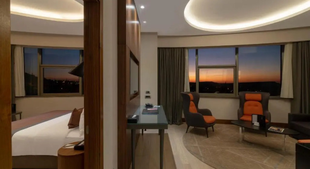 Двухместный полулюкс Crowne Plaza Cappadocia - Nevsehir by IHG