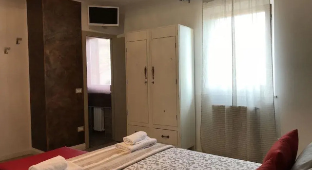 B&B Albornoz, Reservar Pousada (com pequeno-almoço) Hotéis em Romagna com estacionamento, Estacionamento