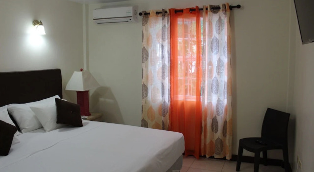 Vale View Residences, Prenota Appartamento Maxwell Barbados