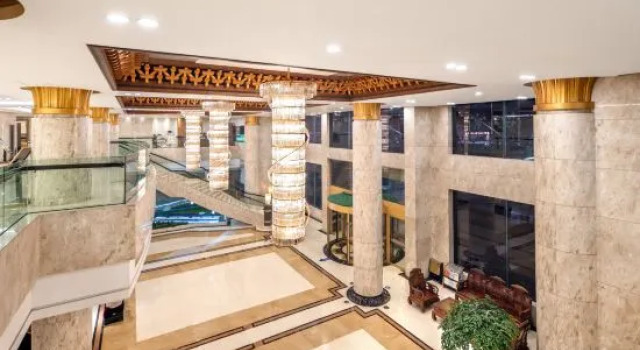 Royal Plaza Hotel, Забронировать Отель Цюйчжоу Чжэцзян, рядом с Quzhou Railway Station