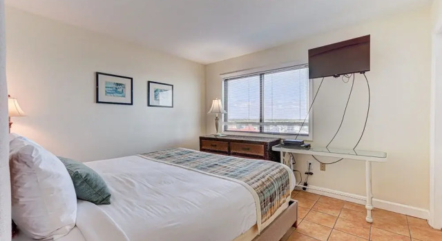 Номер Standard 0901 Salty Dayz Tower 1 Bedroom Condo