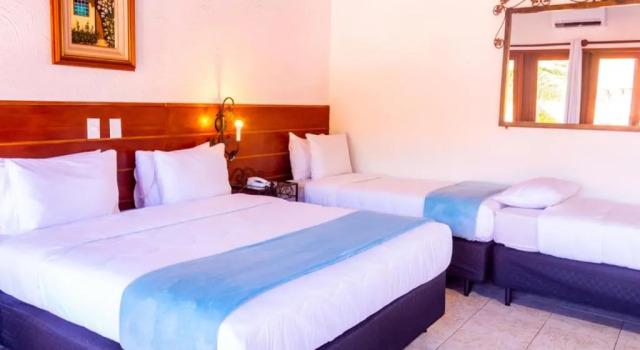 Четырёхместный номер Standard Hotel Ilha Branca Inn