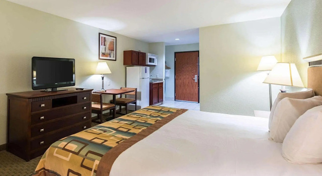 Suite Suburban Studios Beaumont