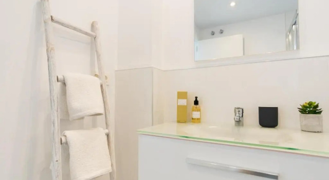 Апартаменты Urbe10 Angel Ganivet 2 Bedrooms Apartment