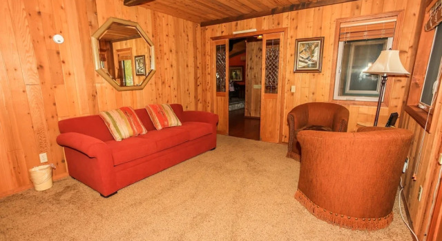 Shangri La, Buchen Sie Hotel Hotels in Big Bear Lake mit Parkplatz, Parkplätze