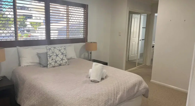 Апартаменты Цокольный этаж с 3 комнатами On The River Apartments