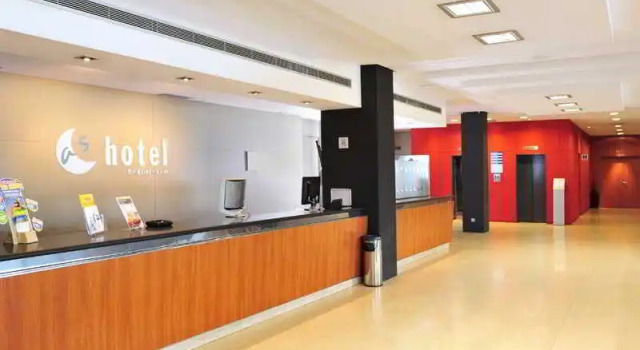 AS Hoteles Bellaterra, Забронировать Отель Отели Vallès Occidental с бассейном, Бассейн