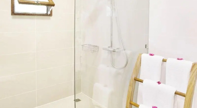 Бунгало Deluxe Tulia Zanzibar Unique Beach Resort