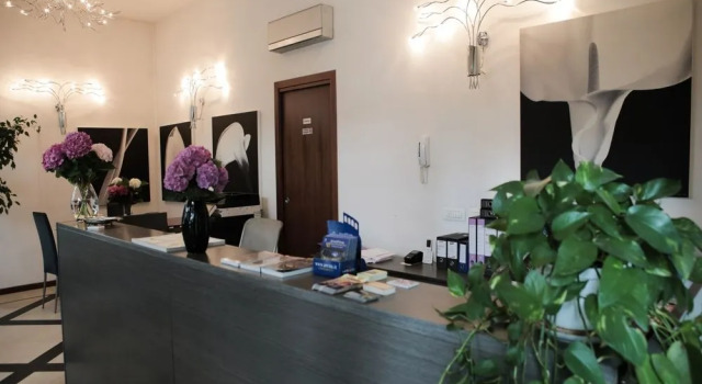 Verona Class ApartHotel "Residenze del Cuore", Забронировать Отель Борго Рома Верона
