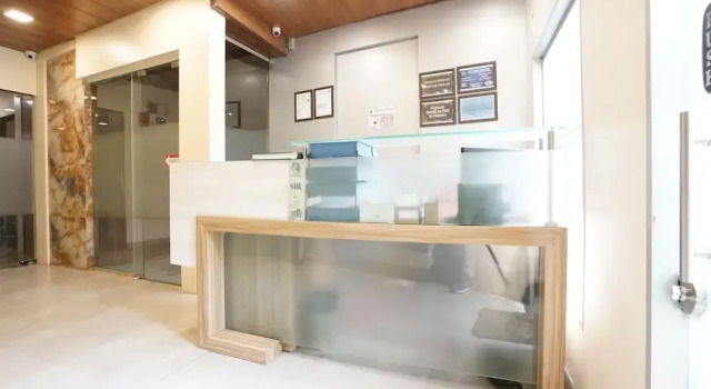 U LIFE HOTEL, Забронировать Отель Недорогие отели штата Махараштры, недорого