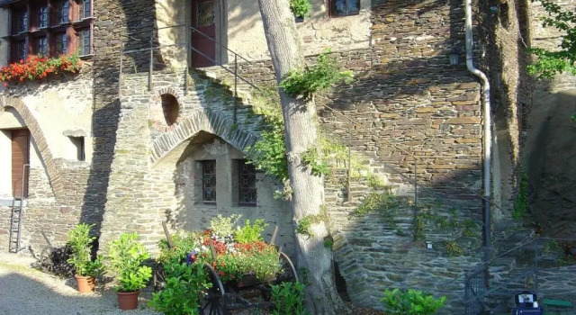 Апартаменты 2bed Old Town Apt Sleeps 6 - Rooftop Terrace, Wifi