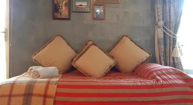 Holt Hill Foreststay, Plettenbergbay, Забронировать Отель Недорогие отели Плеттенберг-Бей, недорого