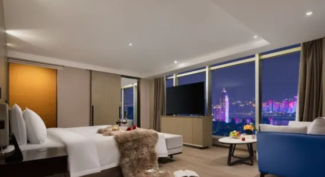Люкс Atour Hotel Wuhan Hankou Financial Center