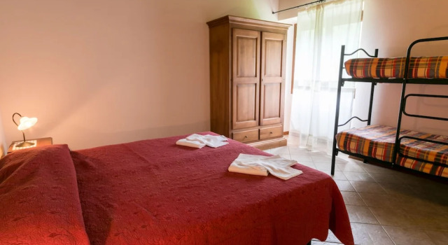 Четырёхместный номер Standard с видом на окрестности Agriturismo LAntico Frutto