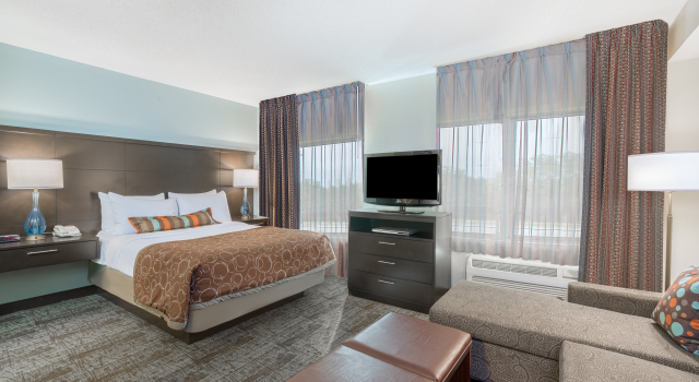 Staybridge Suites Wilmington-Newark by IHG