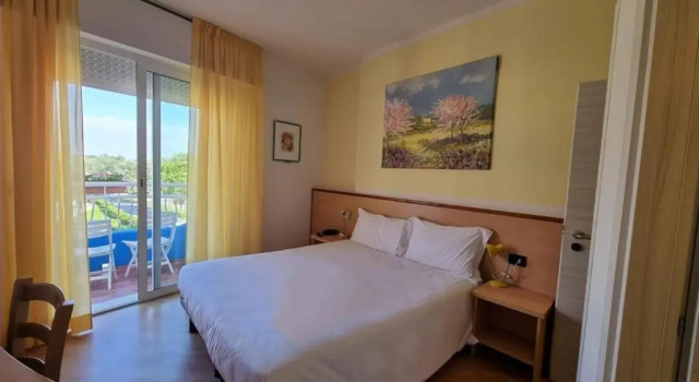Hotel Playa Blanca, Book Hotel Hoteller i Friuli Venezia Giulia med parkering, Parkering